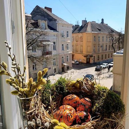 Homey Apartment On Vicheva Str. Lviv Eksteriør billede